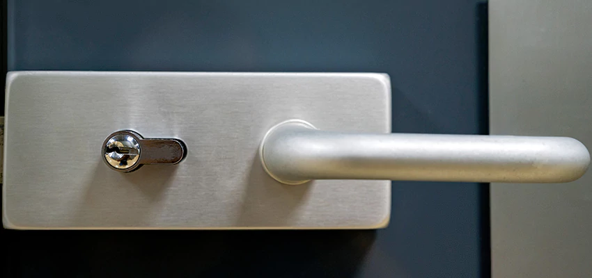 Change Patio Door Locks in Half Moon Bay, California