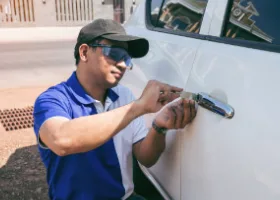 Car Locksmith in Half Moon Bay, CA